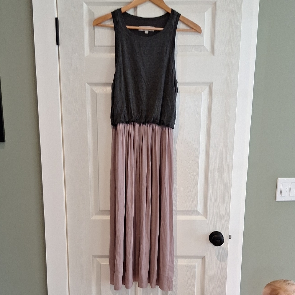 LOFT Gray Short Sleeve Top